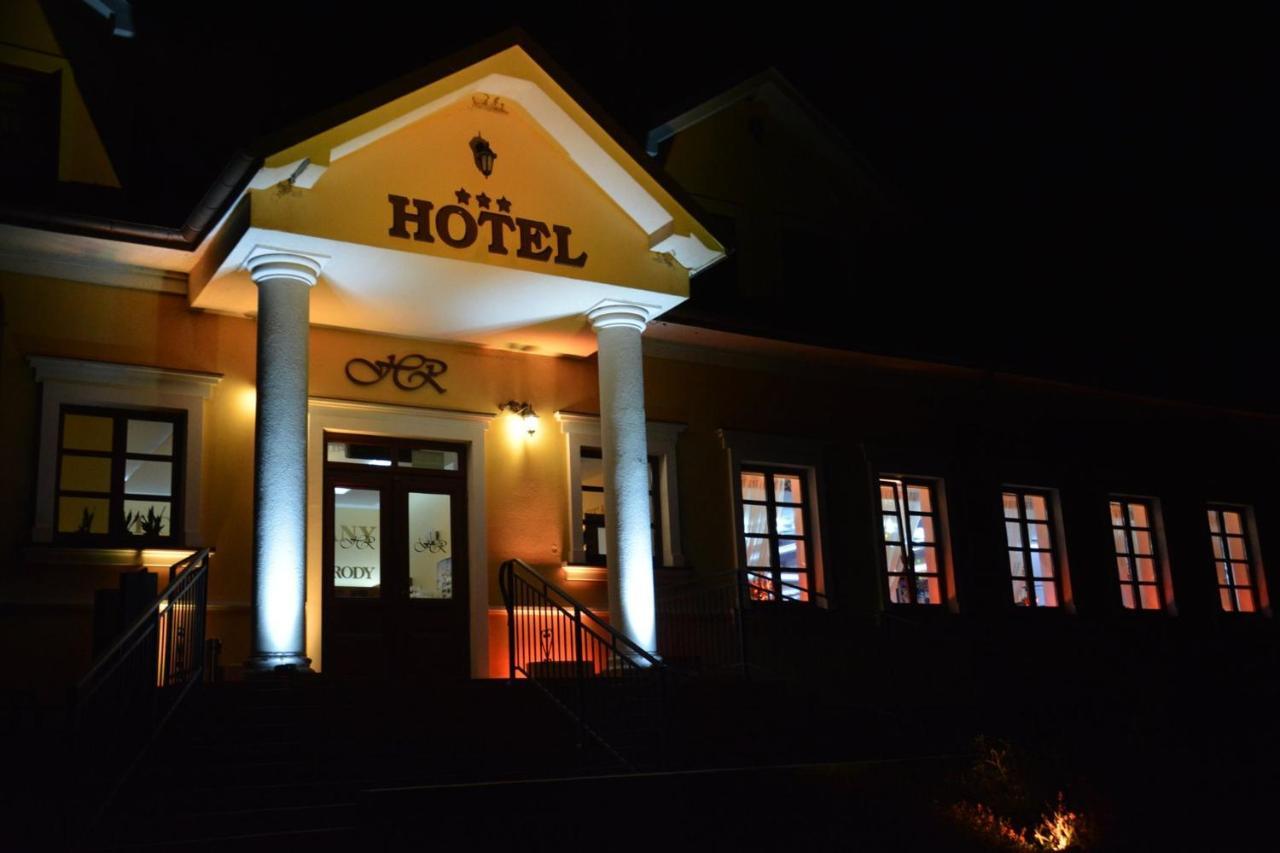 Hotel Rytwiany Ngoại thất bức ảnh