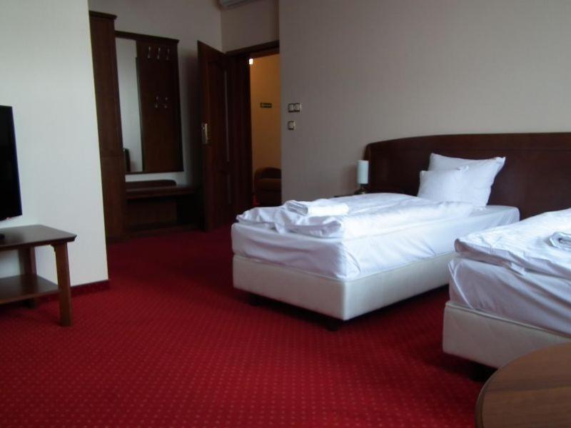 Hotel Rytwiany Ngoại thất bức ảnh