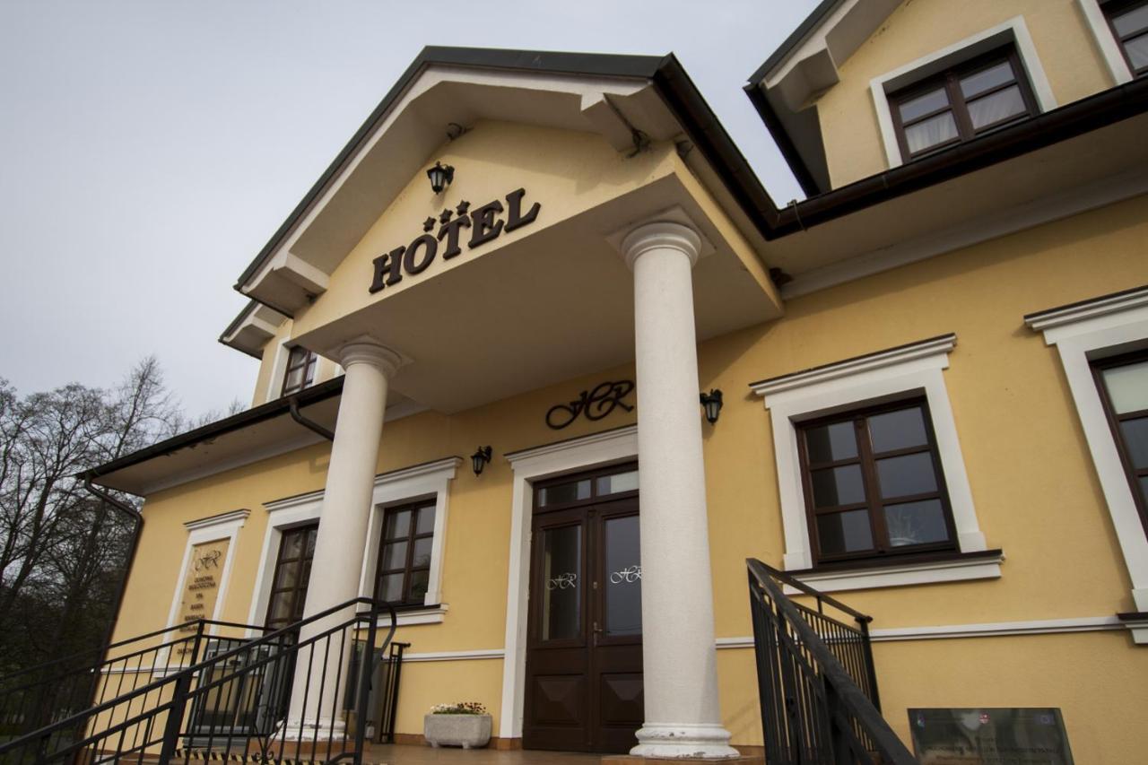 Hotel Rytwiany Ngoại thất bức ảnh